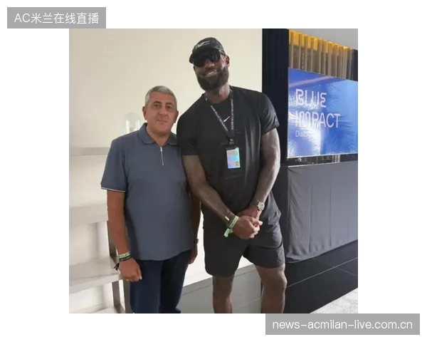 詹姆斯给粉丝送球衣太暖：篮球巨星的真实温度