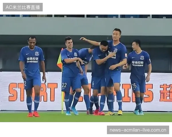 申花对淡滨尼首发：从“新生力量”到“战斗机”的转变之旅